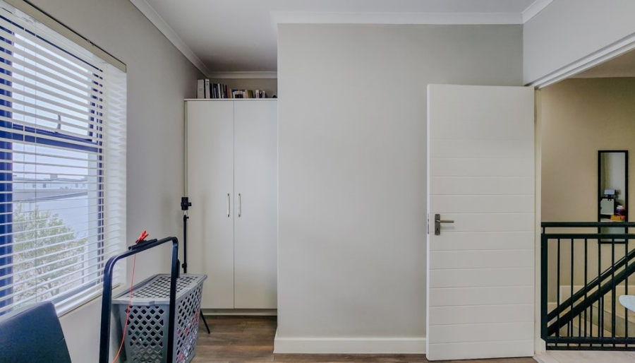 2 Bedroom Property for Sale in Zonnendal Western Cape